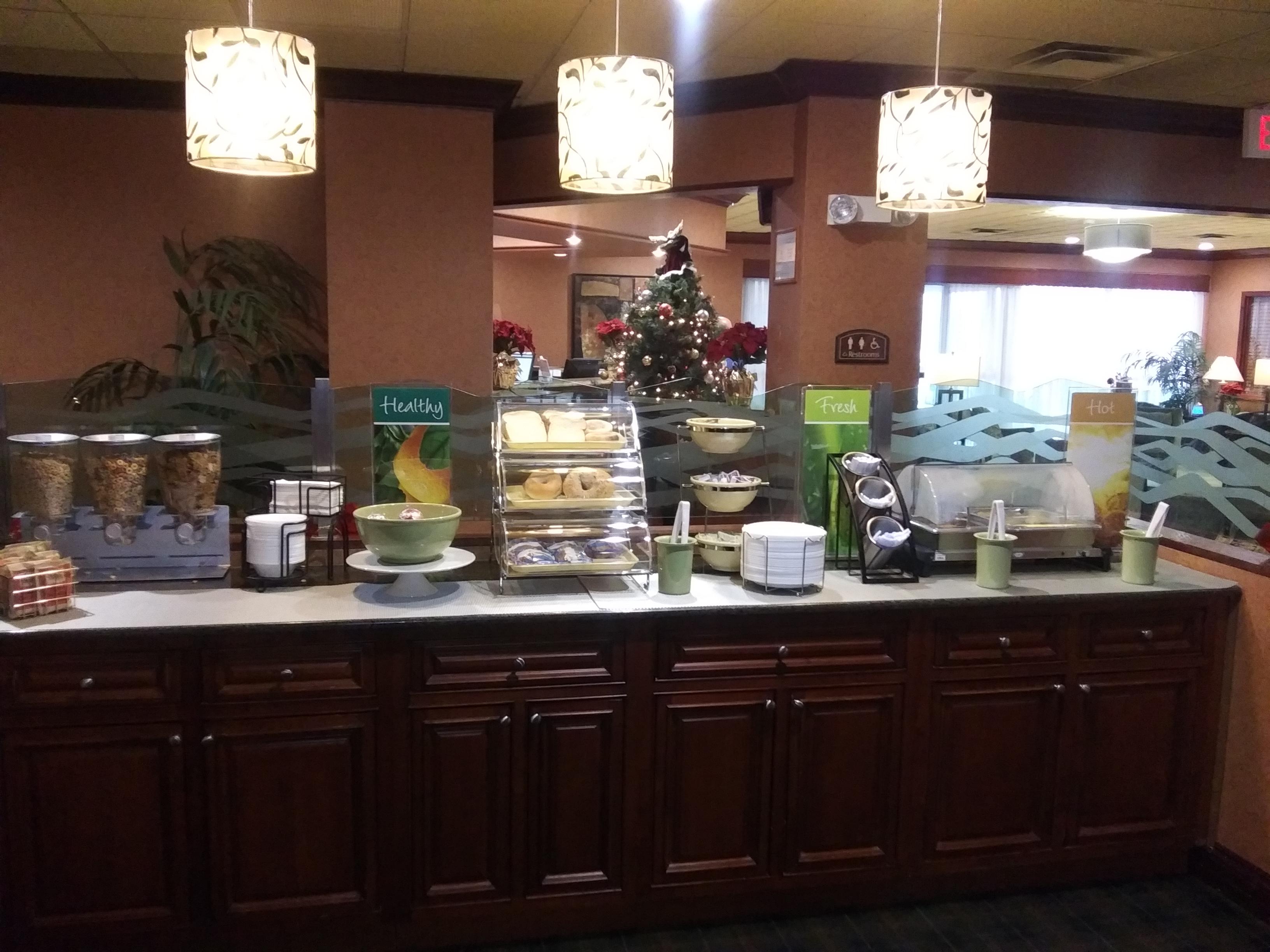 Quality Inn And Suites Fairgrounds - Syracuse Seneca Knolls Экстерьер фото