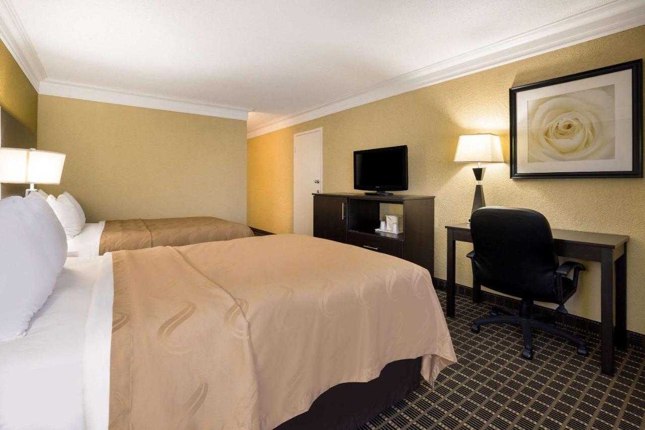 Quality Inn And Suites Fairgrounds - Syracuse Seneca Knolls Экстерьер фото