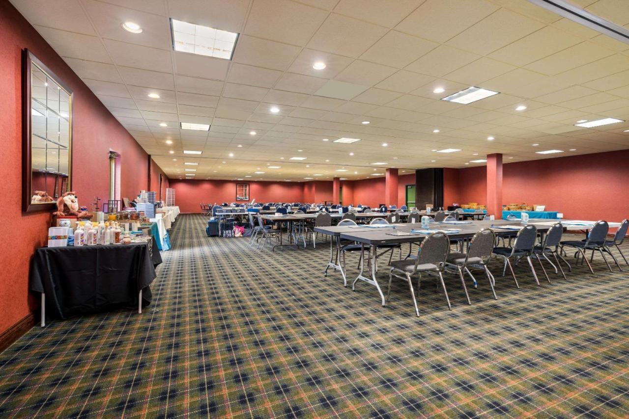 Quality Inn And Suites Fairgrounds - Syracuse Seneca Knolls Экстерьер фото