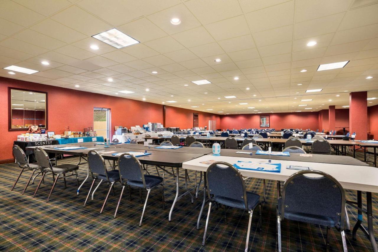 Quality Inn And Suites Fairgrounds - Syracuse Seneca Knolls Экстерьер фото